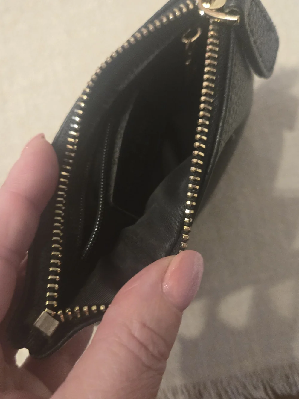 Black Pebbled Leather Zip Coin Pouch by Rom Rom